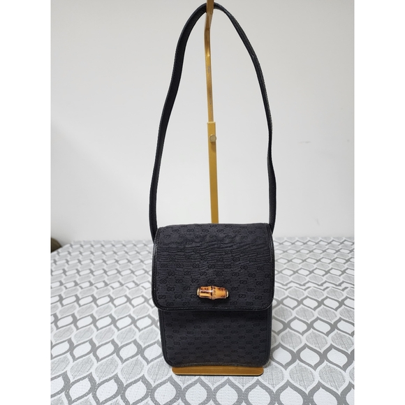Gucci Black GG Canvas Vintage Web Bamboo Hobo Bag | Yoogi GUCCI Vintage Micro GG Canvas Bamboo Shoulder Bag Black